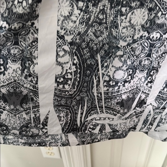 ONE WORLD Black and White Sleeveless V-Neck Sundress - Picture 5 of 8